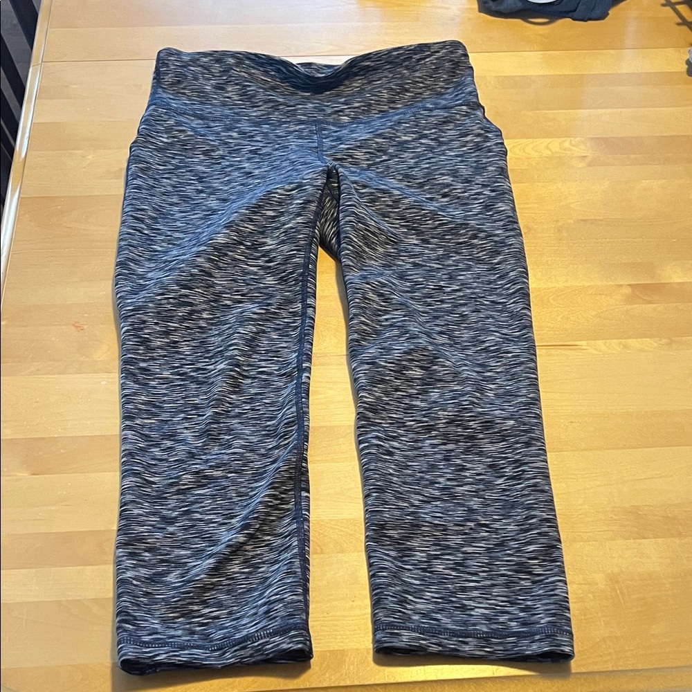 Gap Fit Purple Patterned Leggings